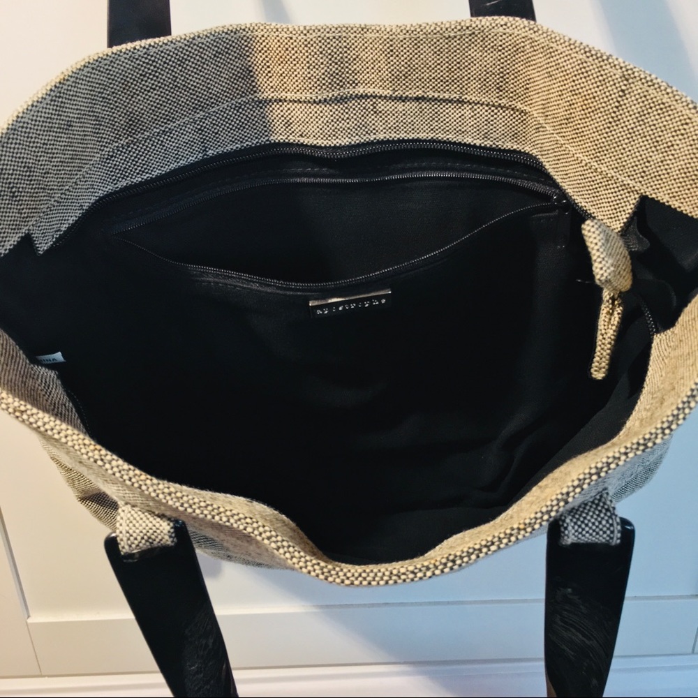 Apostrophe Handbag - Picture 3 of 5